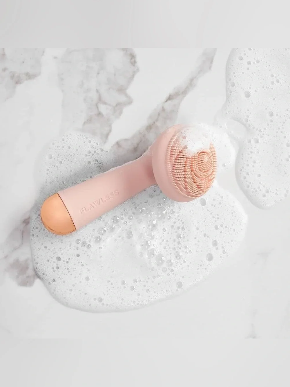 NIB Finishing Touch Flawless Cleanse Facial Cleanser/Massager Rechargeable Brush